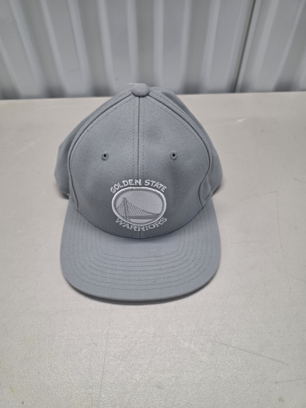 Golden State Warriors Mitchell & Ness NBA Grey&White Hi Crown Snapback,Cap